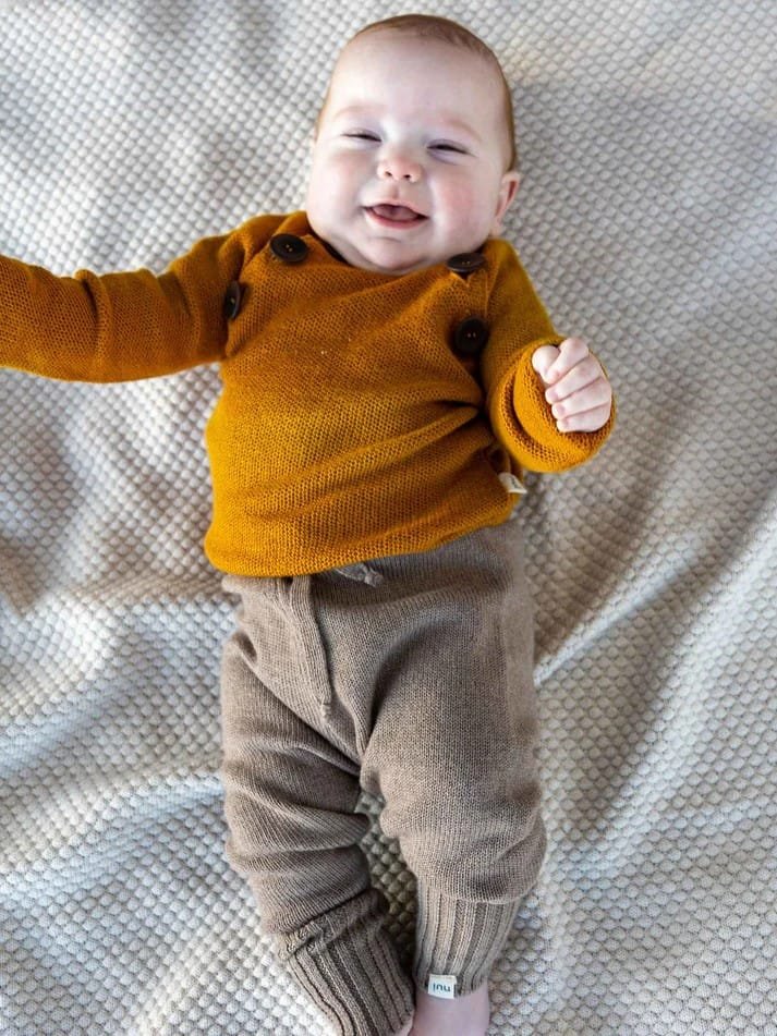 Nui Organics
أفضل العلامات التجارية المستدامة لملابس الأطفال الرضع